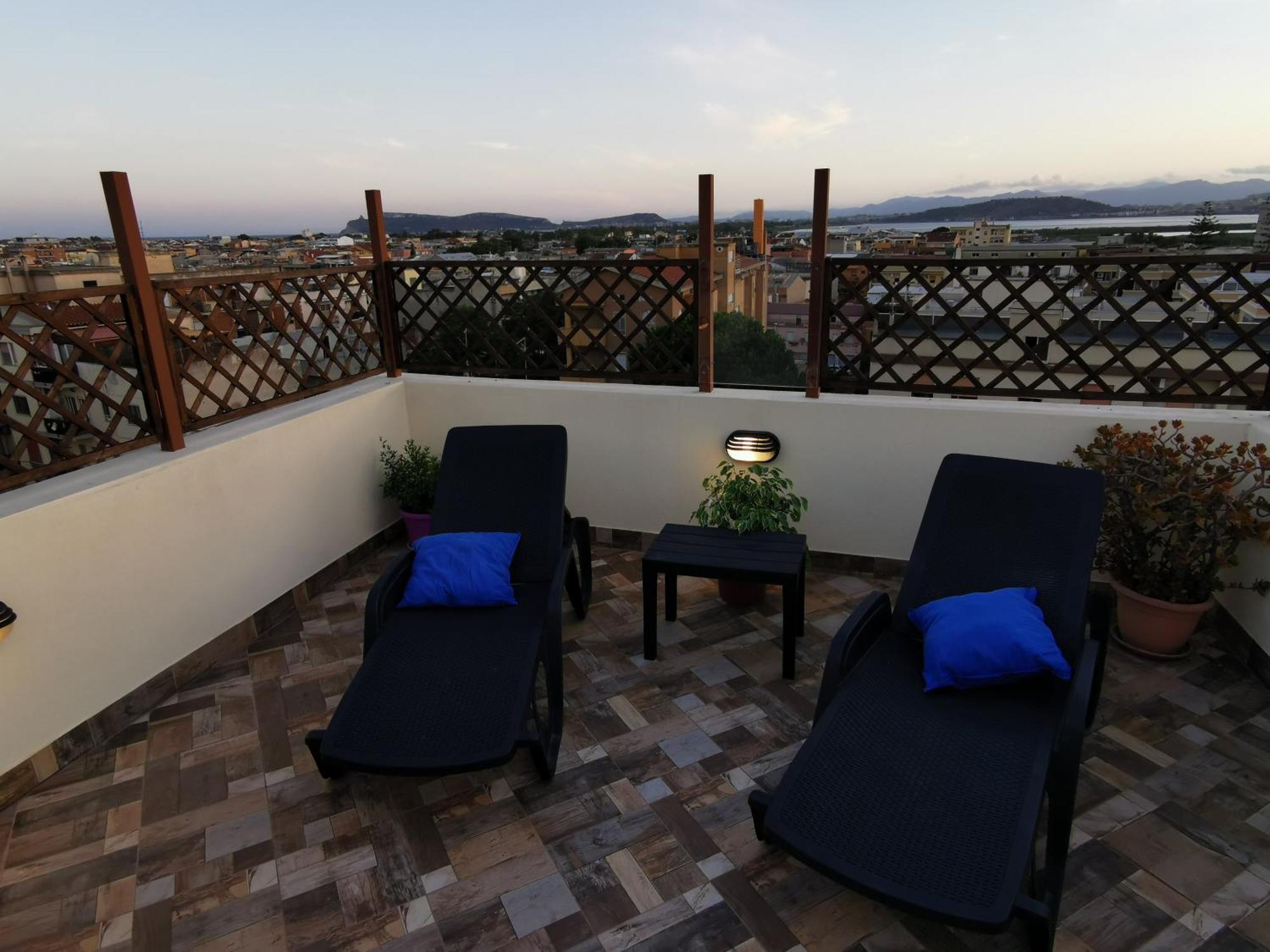 Apartamento Sardegna Relax Quartu SantʼElena Exterior foto